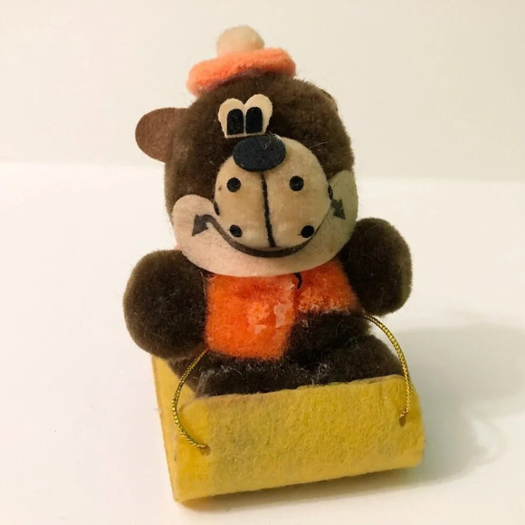 Vintage A&W Root Beer Advertising Bear On Sled Christmas Tree  Ornament Flaws - Picture 6 of 16